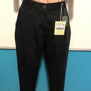 Women’s pants size 8, curvy fit.